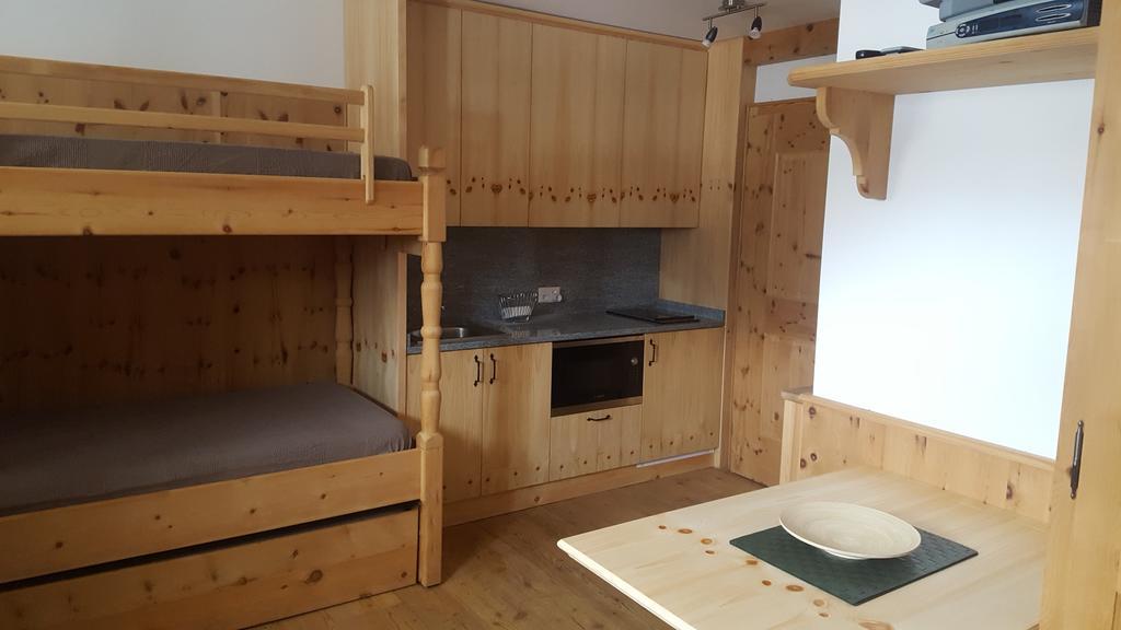 Relaxing Confortable Studio, Heated Garage, Skiroom Samedan Exterior foto
